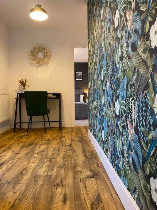 Luxury Riverfront Apartment Newport  Buitenkant foto
